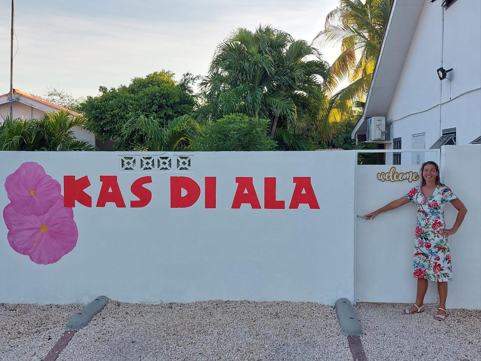 Kas Di Ala Apartments Willemstad Extérieur photo